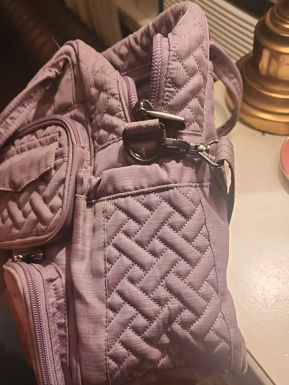 lug quilted light